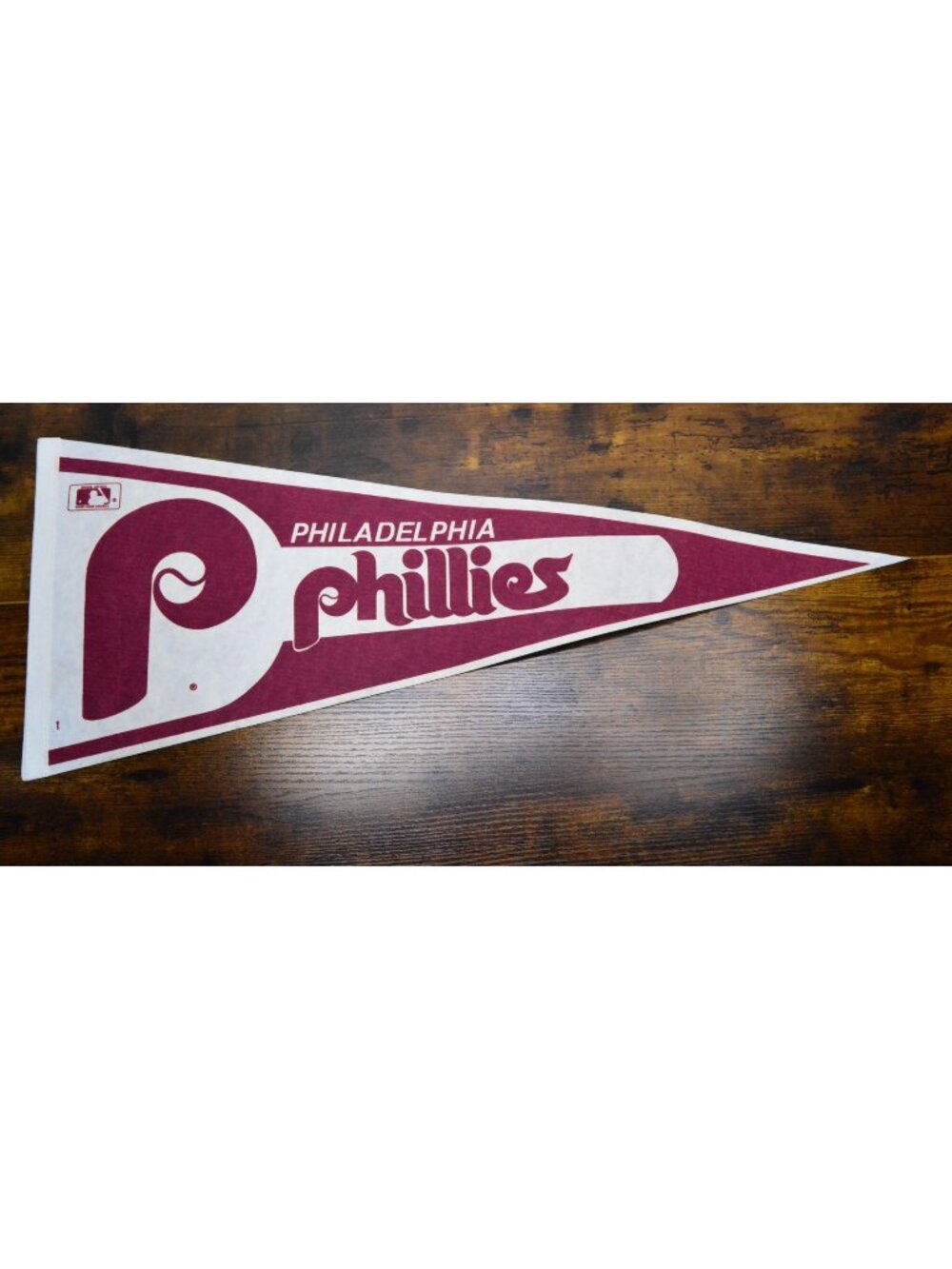 Vintage MLB Philadelphia Phillies pennant Collectible 30 inches